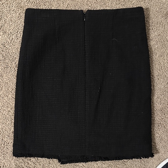 Ann Taylor wrap skirt - Picture 3 of 3